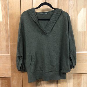 Short-sleeve sweater